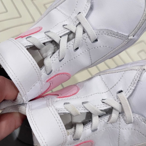 Nike Pink Court Legacy Sneakers - Picture 10 of 14